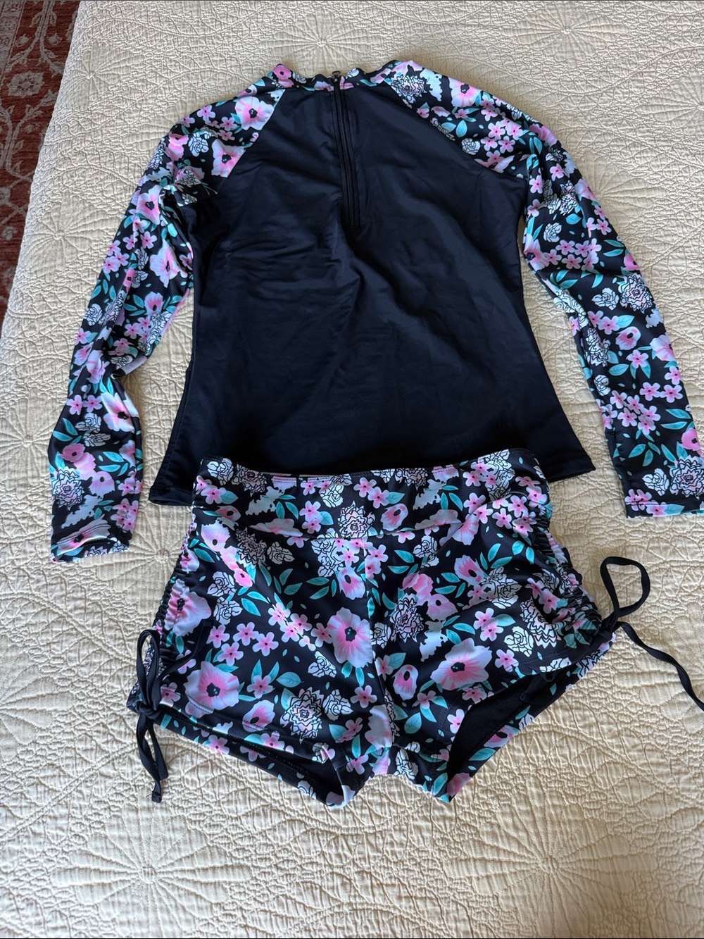 Floral Long-Sleeve Rash Guard Set - Black & Pink